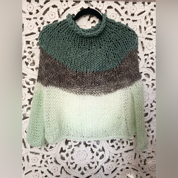 HANDMADE SWEATERS - Picture 4 of 8